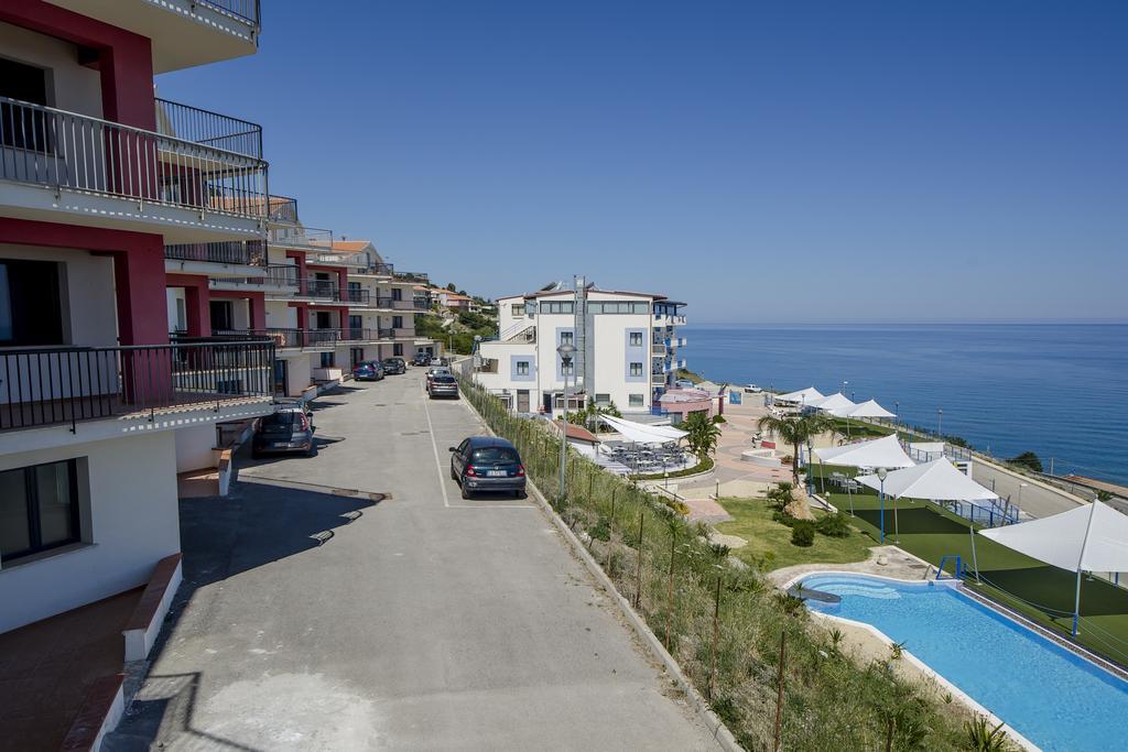 Tus'Hotel Apartments Tusa Exterior foto