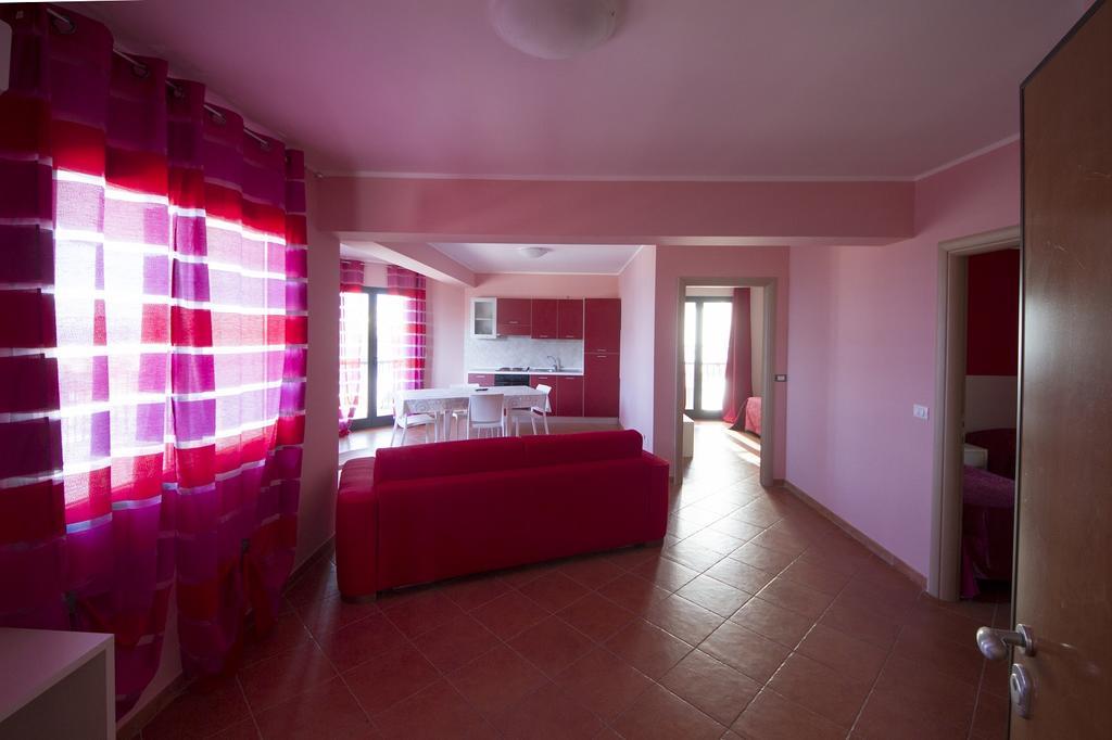 Tus'Hotel Apartments Tusa Exterior foto